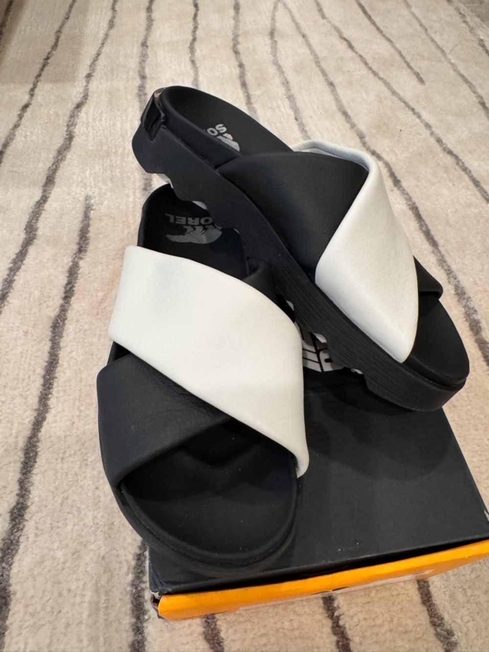 Sorel Black & White Crossband Slide Sandals - Women